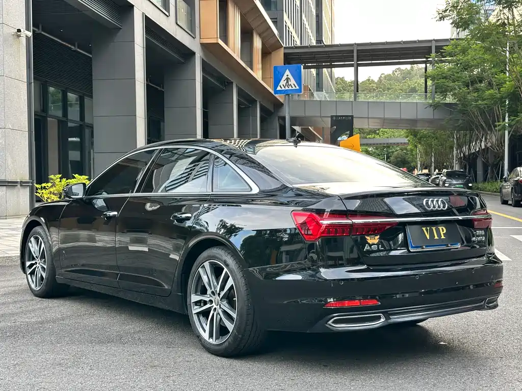 Audi A6L 2020