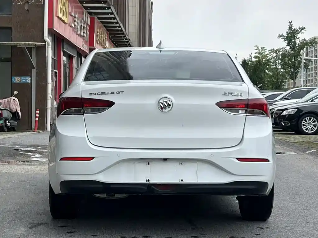 Buick Excelle 2020