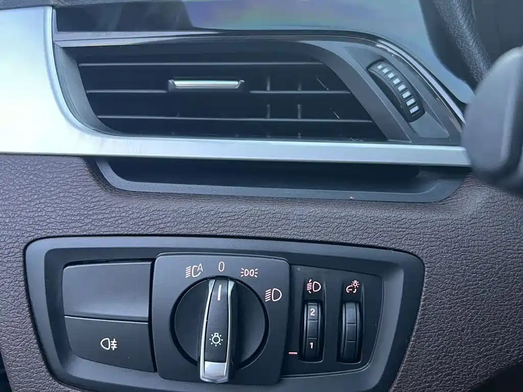 BMW X1 2022 — фото 13