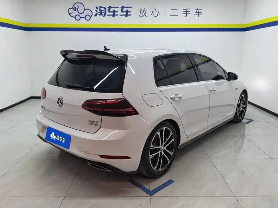 Volkswagen Golf 2020