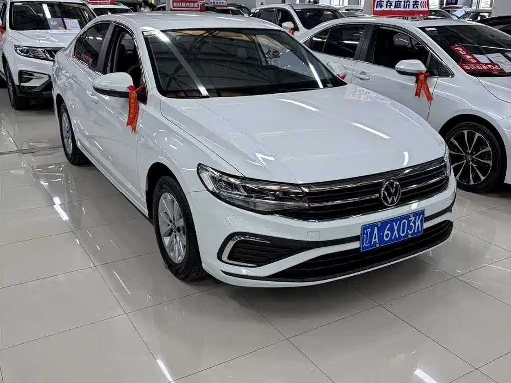 Volkswagen Bora 2024