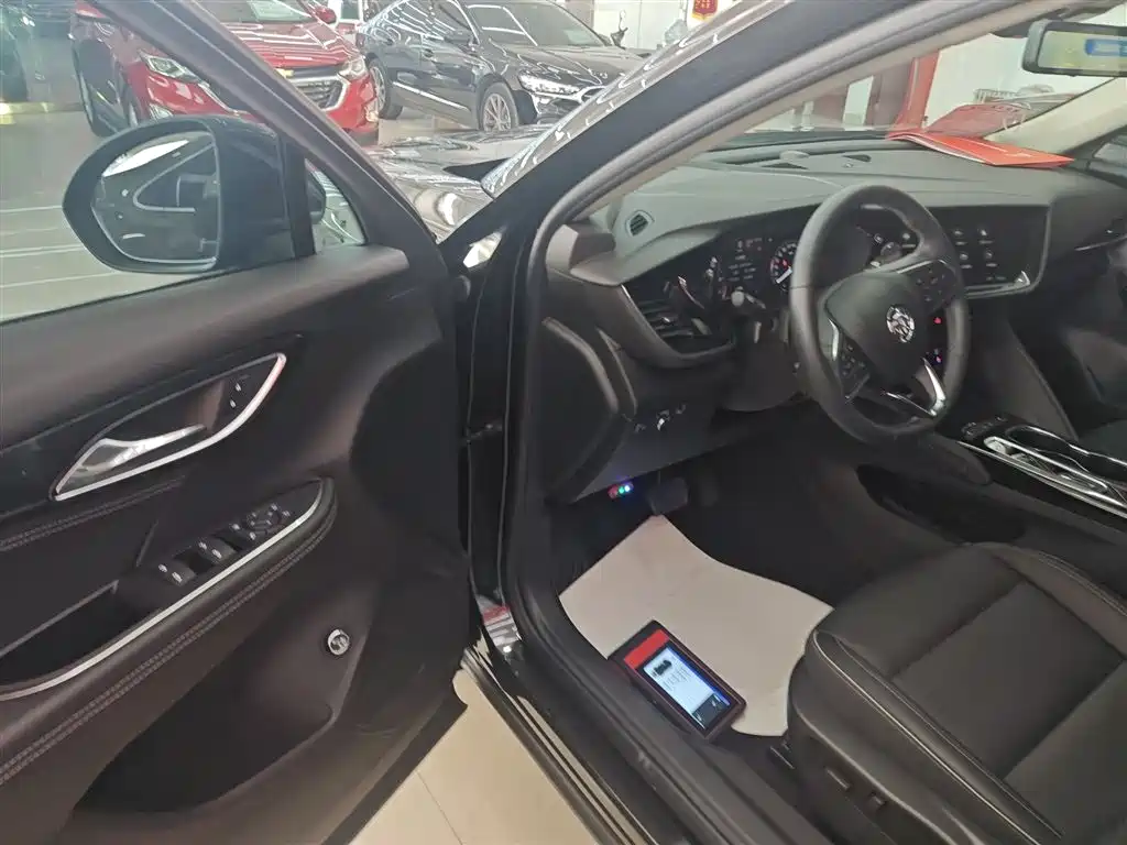 Buick Envision Plus 2023 — фото 16