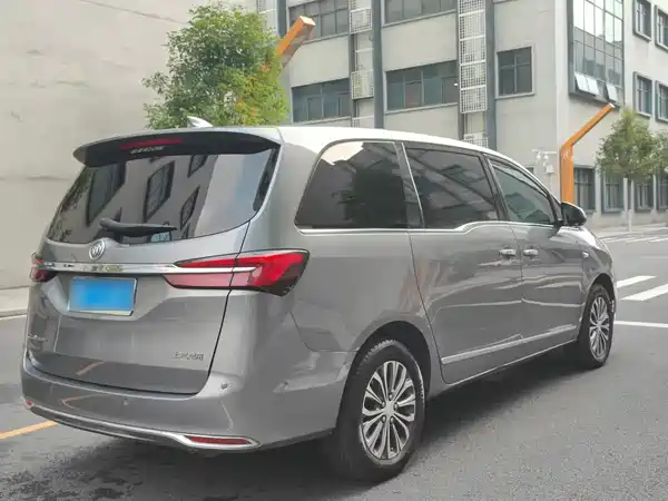 Buick GL8 2021