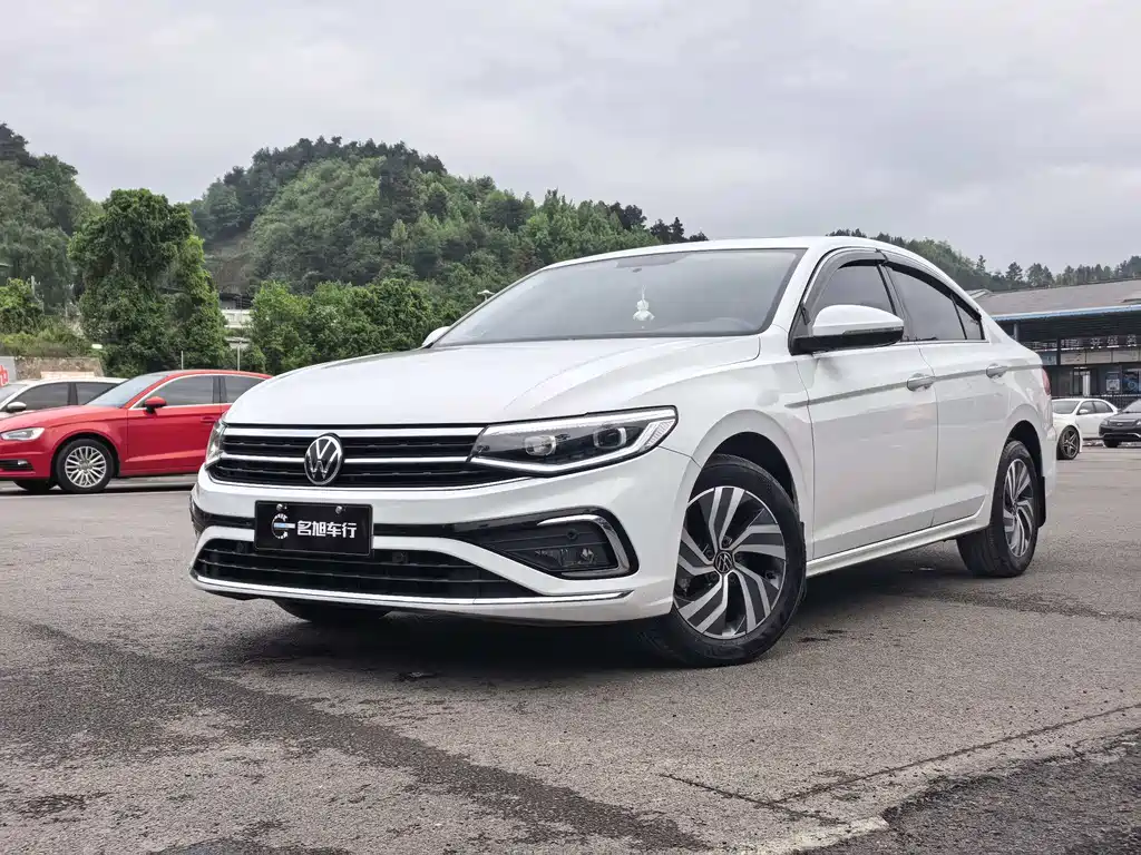Volkswagen Bora 2023