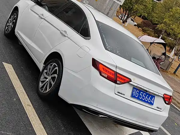 Geely Emgrand GL 2021