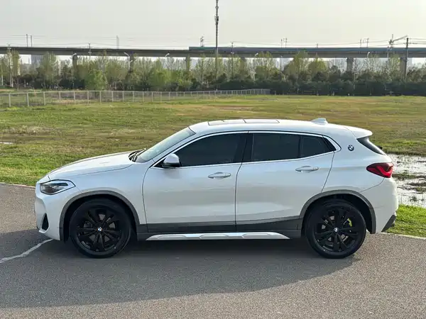 BMW X2 2021