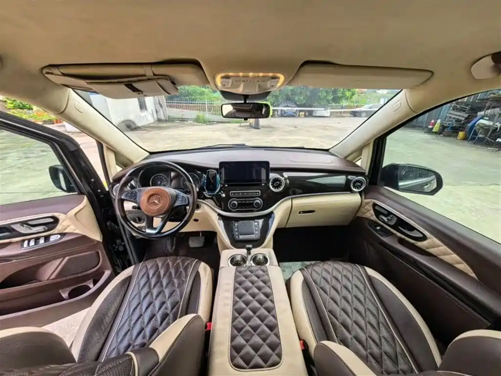 Mercedes-Benz Vito 2021