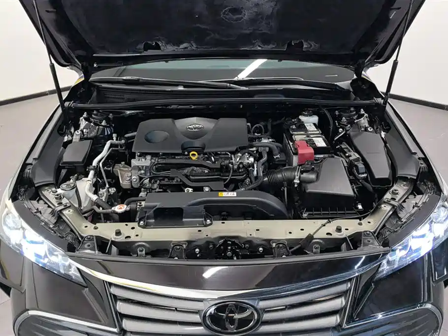 Toyota Avalon 2020 — фото 10
