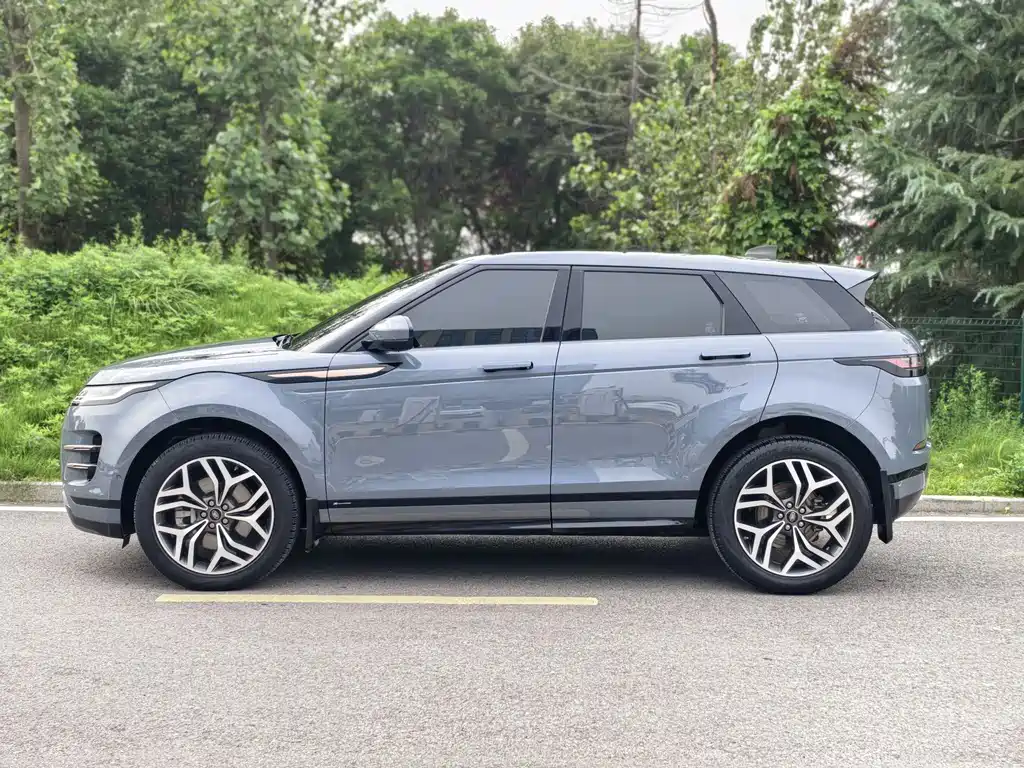 Land Rover Evoque 2021 — фото 14