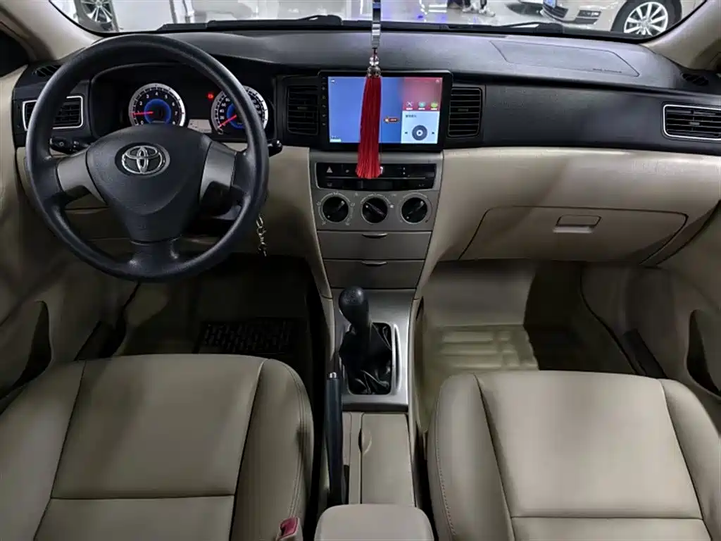 Toyota Corolla 2015 — фото 9
