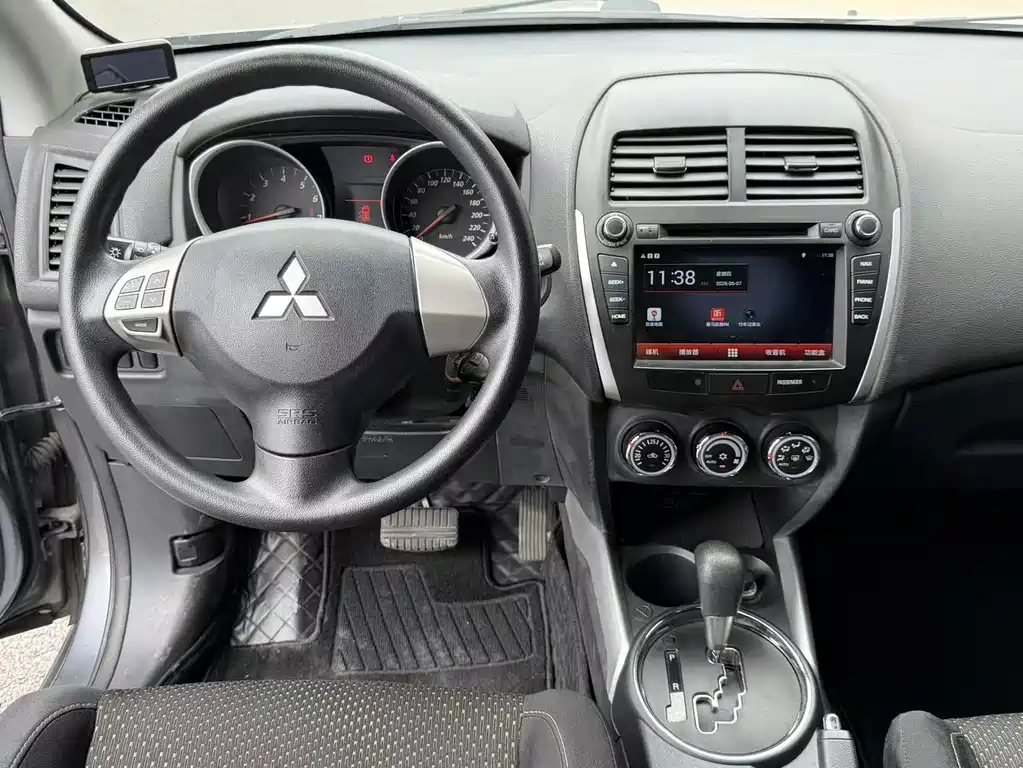 Mitsubishi ASX 2014 — фото 13