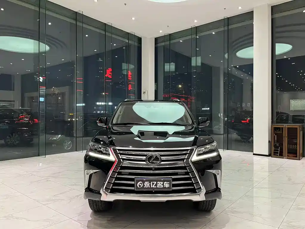 Lexus LX 2019 — фото 2