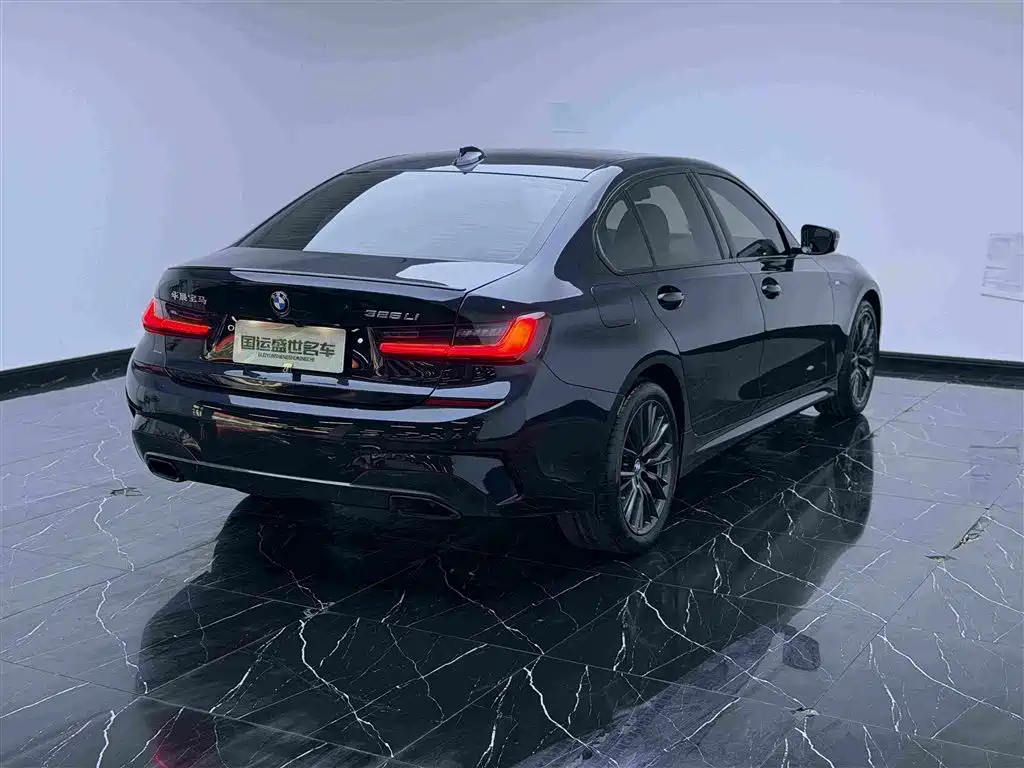 BMW 3 Series 2021