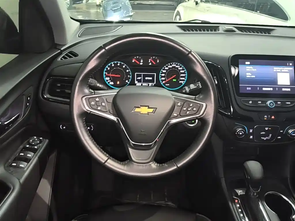 Chevrolet Equinox 2022 — фото 11