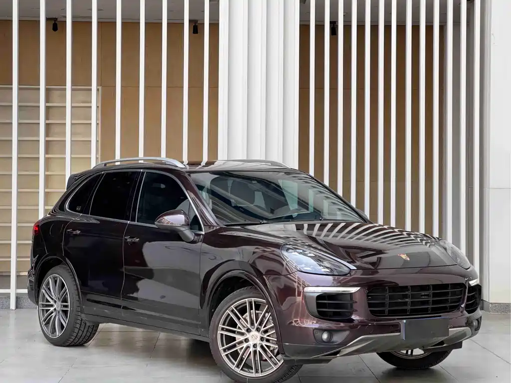 Porsche Cayenne 2015 — фото 3