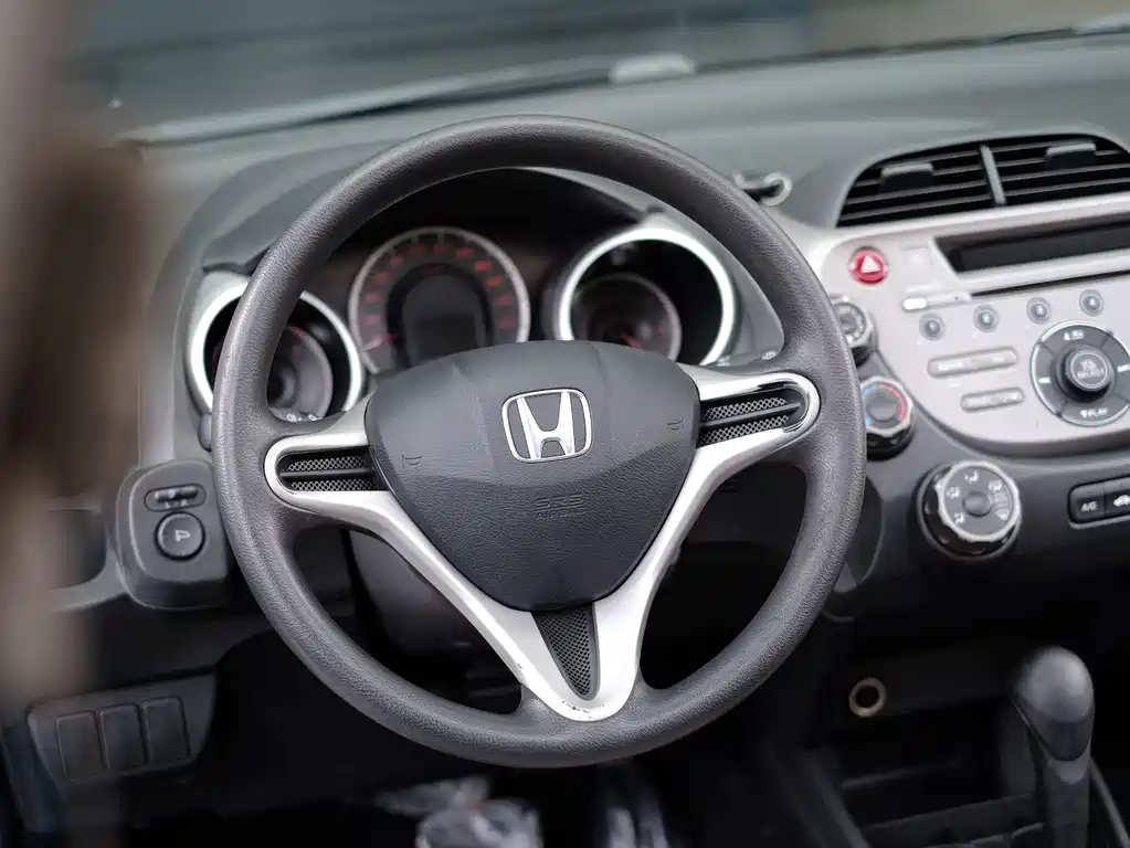 Honda Fit 2010 — фото 29