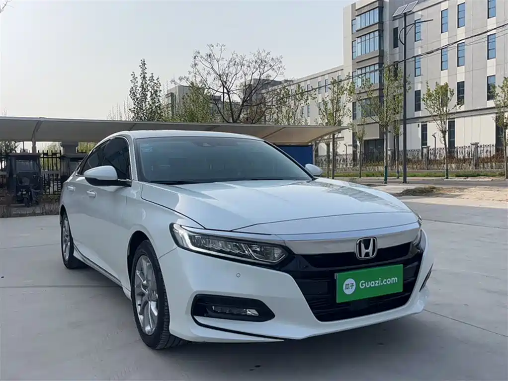 Honda Accord 2020 — фото 21