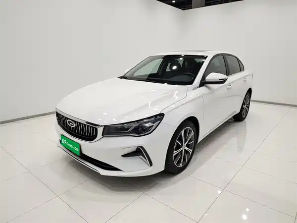 Geely Emgrand 2023
