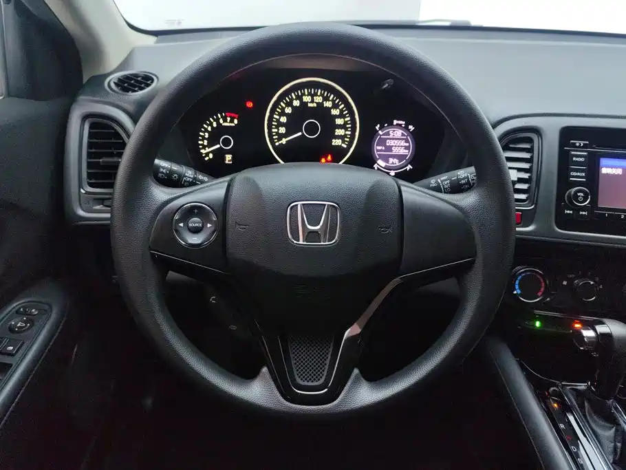 Honda Vezel 2017 — фото 15