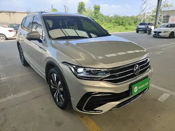 Volkswagen Tiguan L 2022