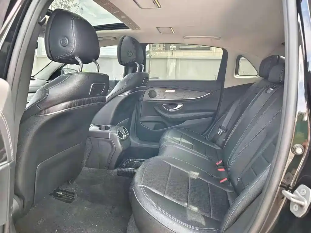 Mercedes-Benz E-Class 2016