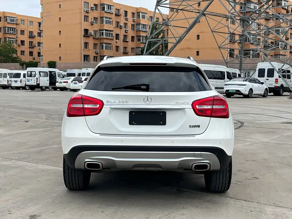 Mercedes-Benz GLA 2015 — фото 8