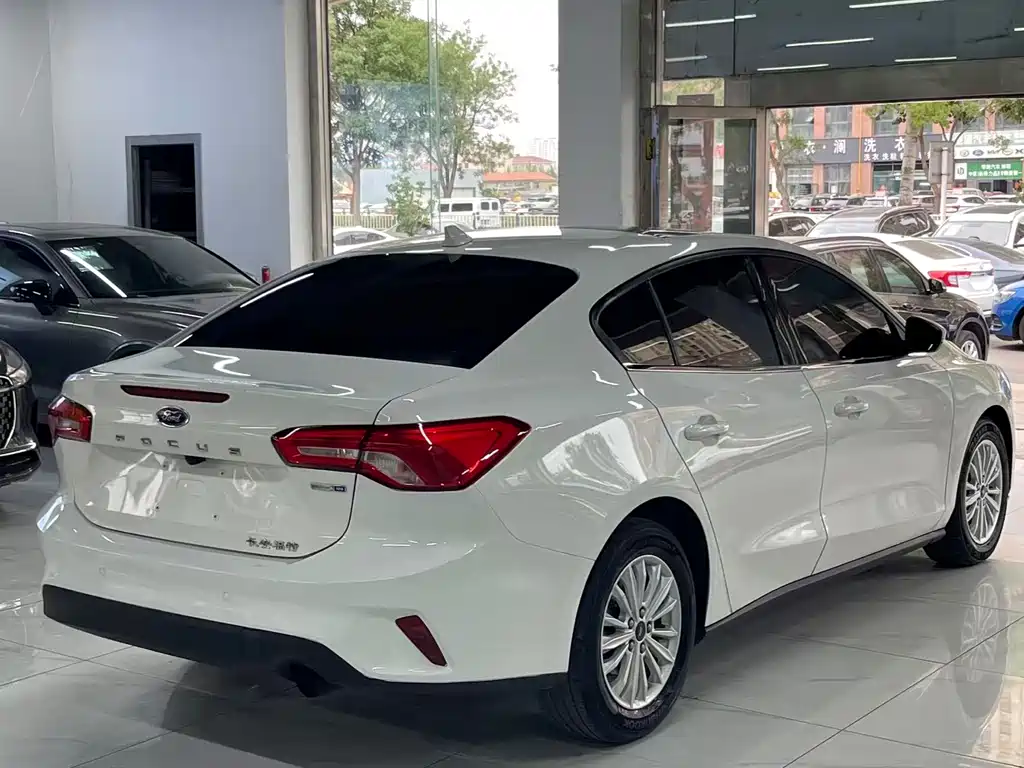 Ford Focus 2019