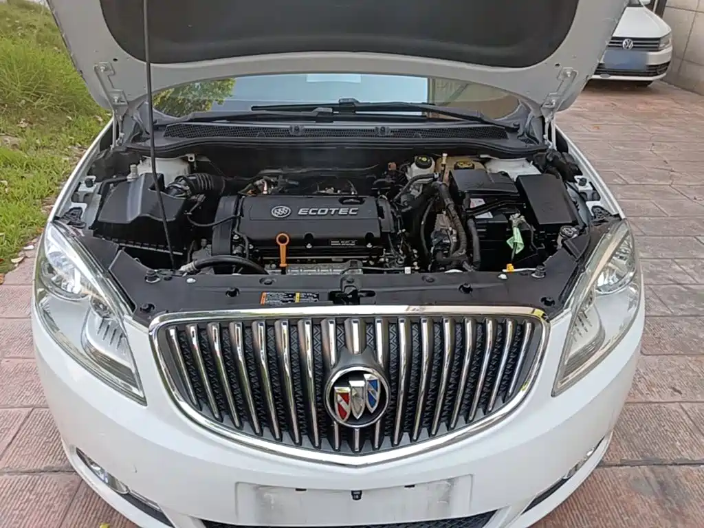 Buick Excelle GT 2015 — фото 20