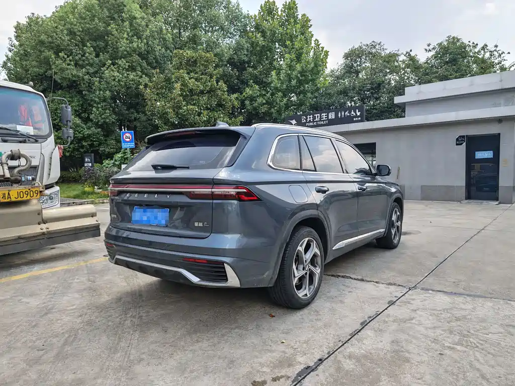 Geely Xingyue L 2022 — фото 12