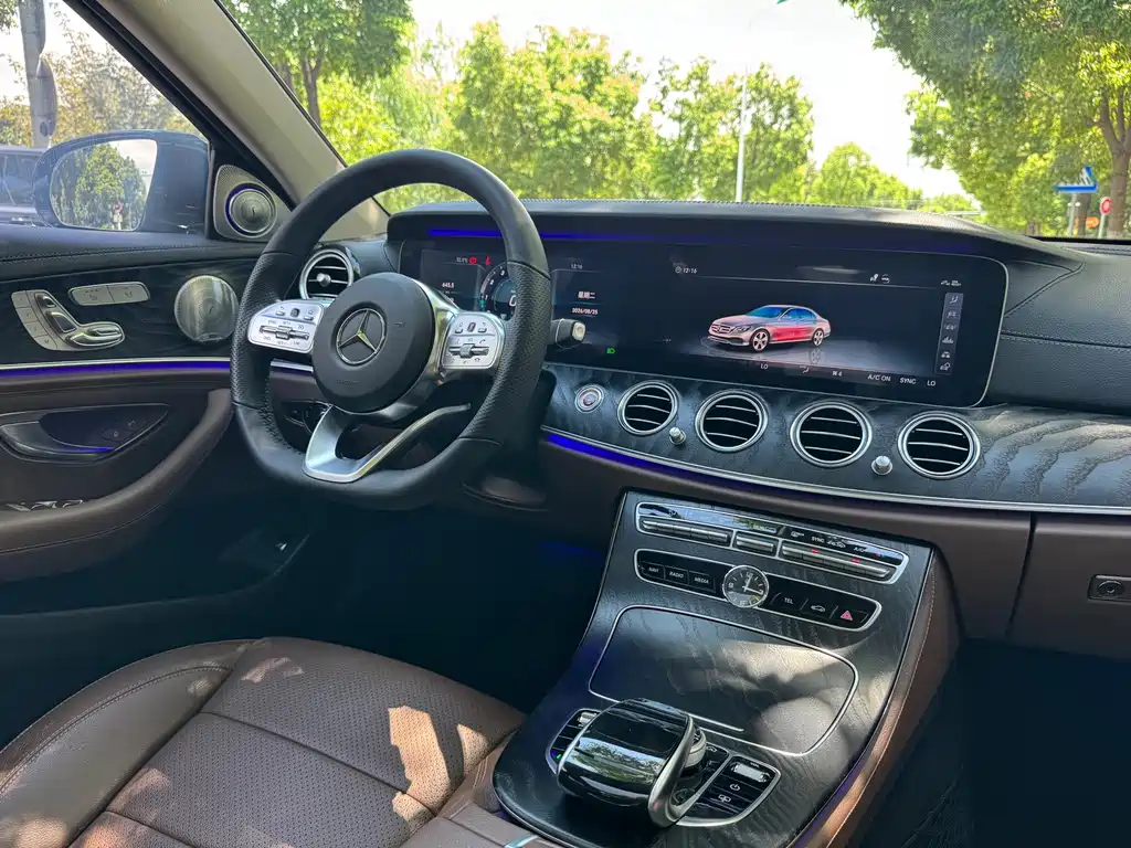 Mercedes-Benz E-Class 2018 — фото 13