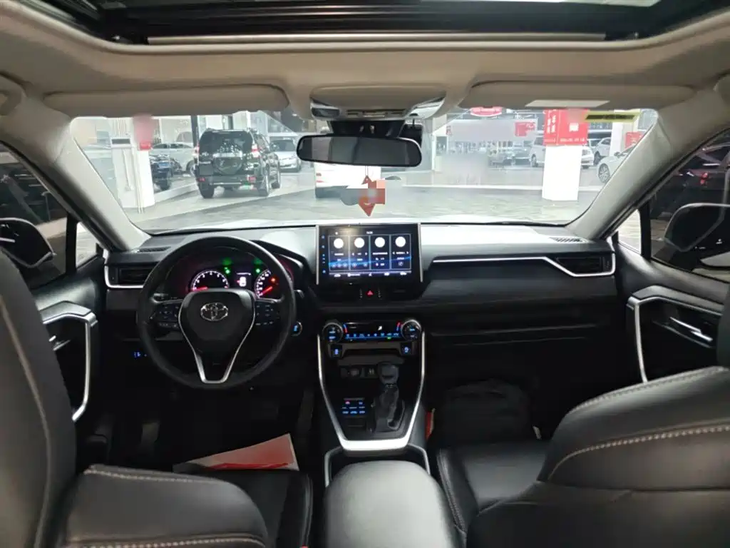 Toyota Wildlander 2020 — фото 10