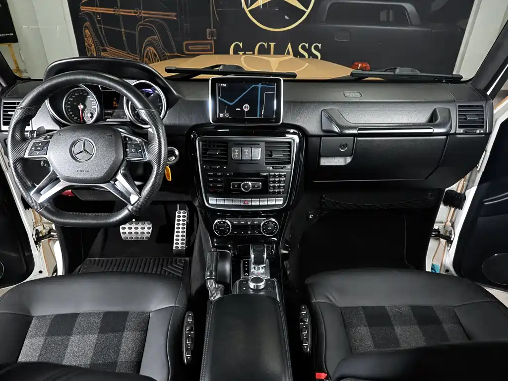 Mercedes-Benz G-Class 2016 — фото 18