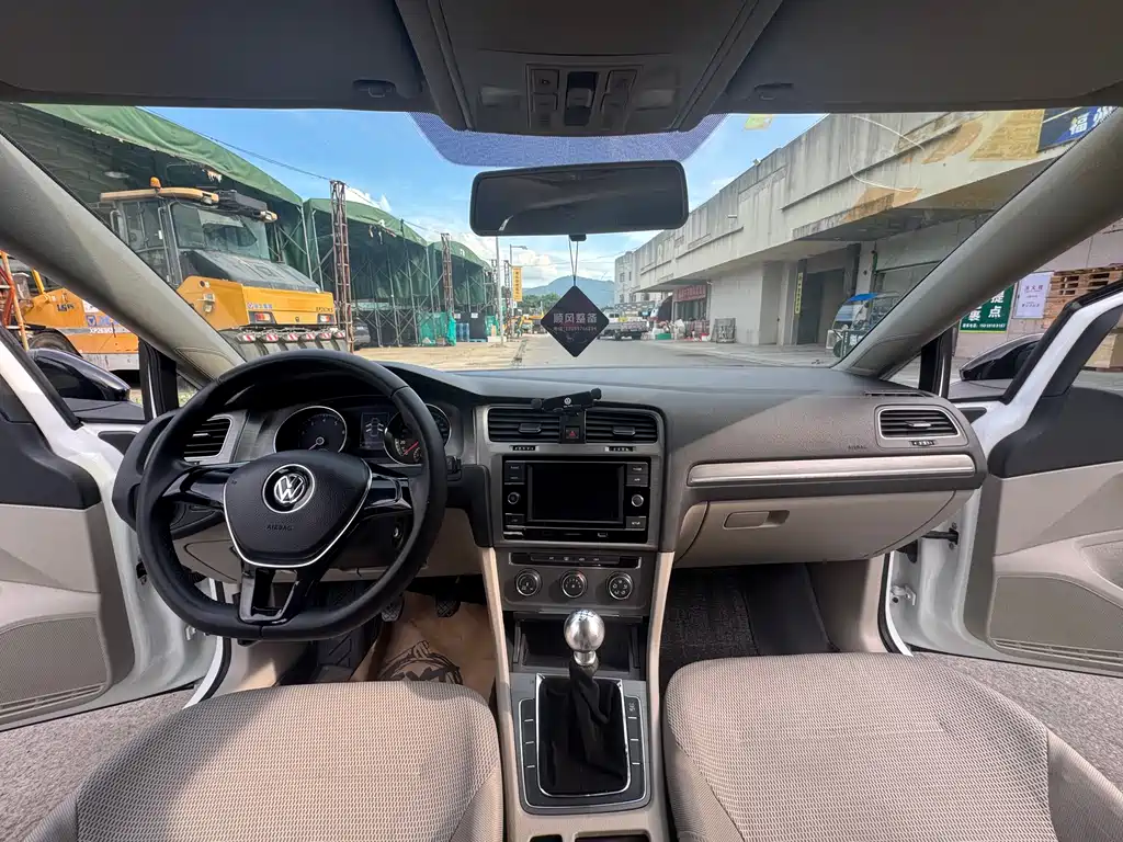 Volkswagen Golf 2014