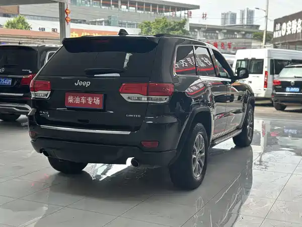 Jeep Grand Cherokee 2015