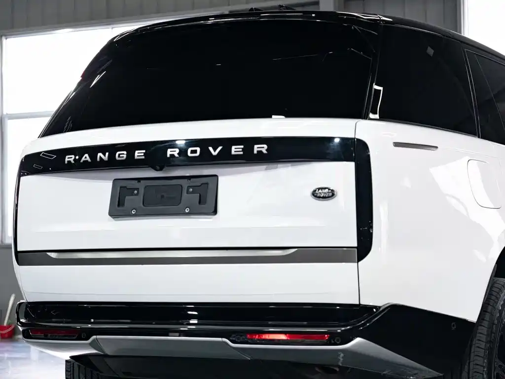 Land Rover Range Rover 2024 — фото 9