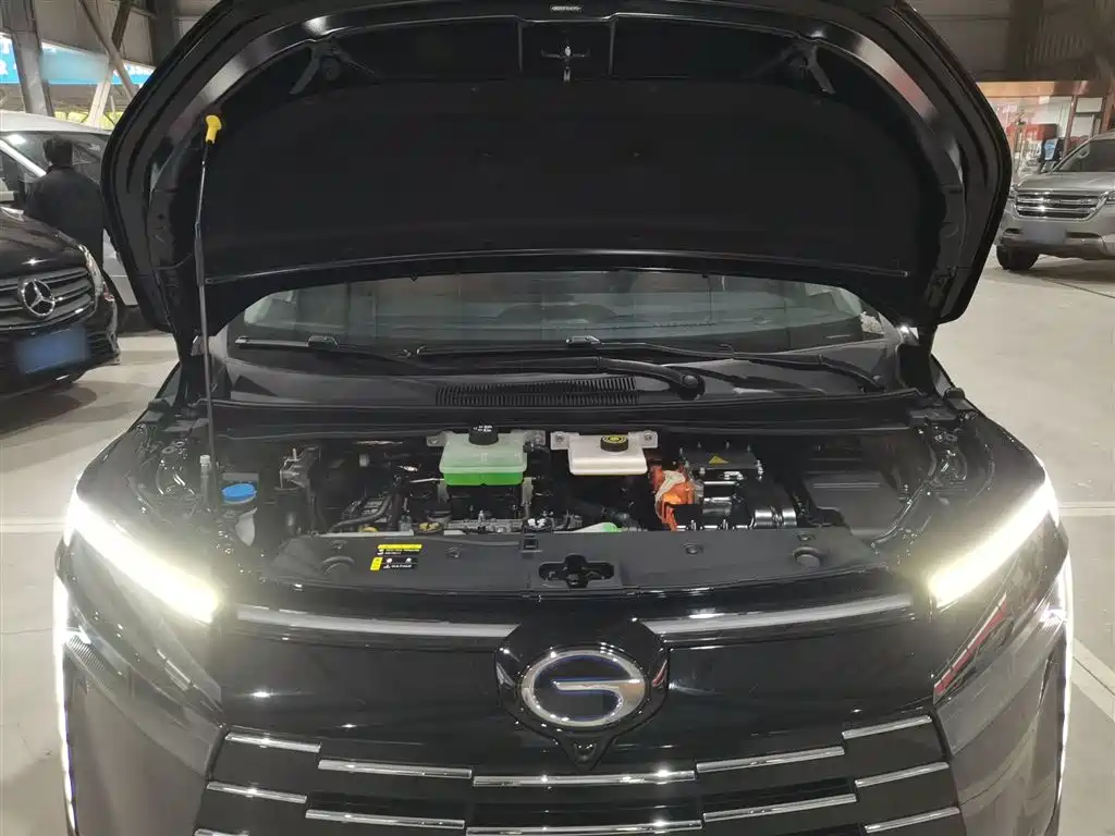 GAC Motor E8 Hybrid 2024 — фото 20