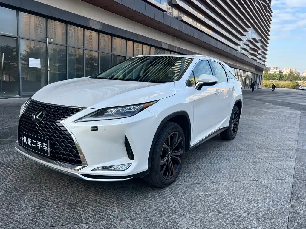 Lexus RX 2025 — фото 1