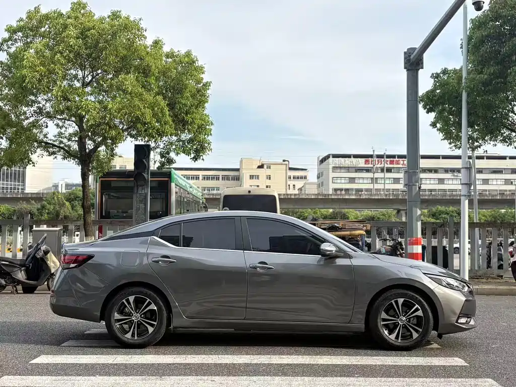 Nissan Sylphy 2021 — фото 4