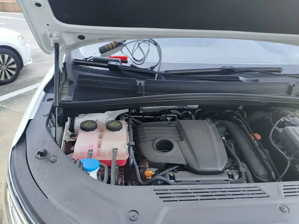 Roewe iMAX8 New Energy 2025 — фото 24