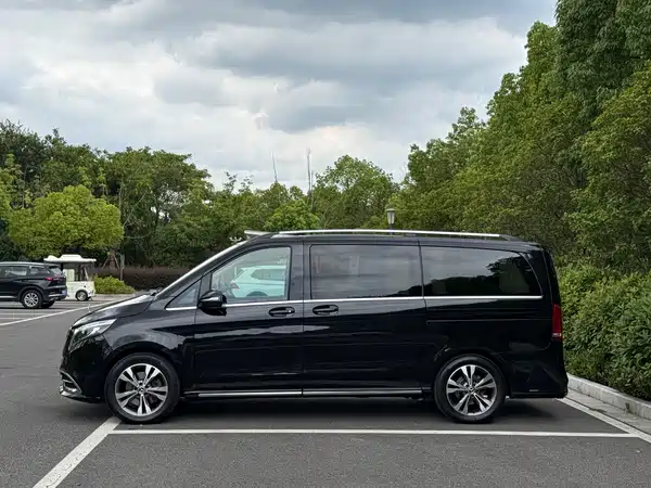 Mercedes-Benz V-Class 2020