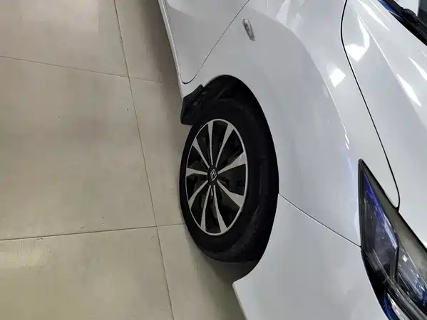 Honda Greiz 2017