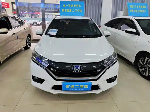 Honda Greiz 2017