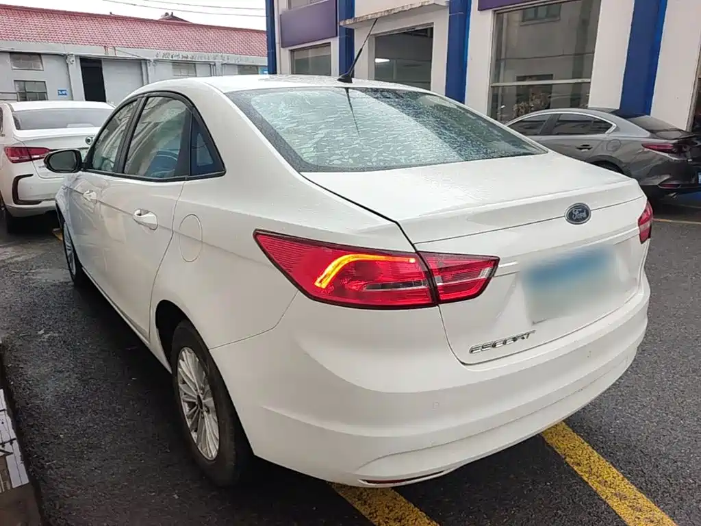Ford Escort 2016