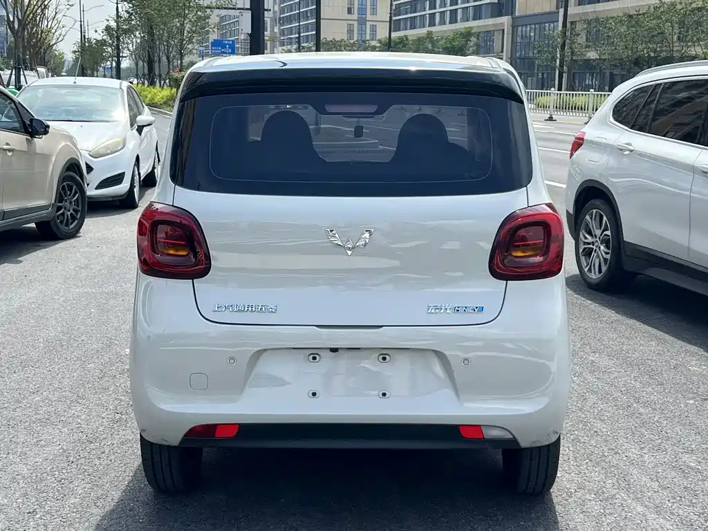 Wuling Hongguang MINIEV 2025