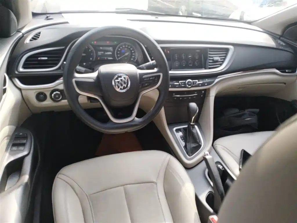 Buick Excelle 2015 — фото 6