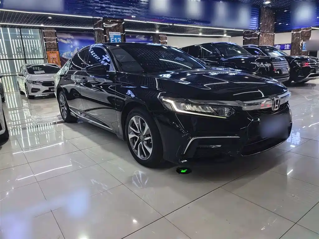 Honda Inspire 2021 — фото 8