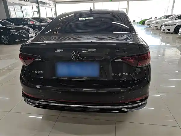 Volkswagen Sagitar 2023