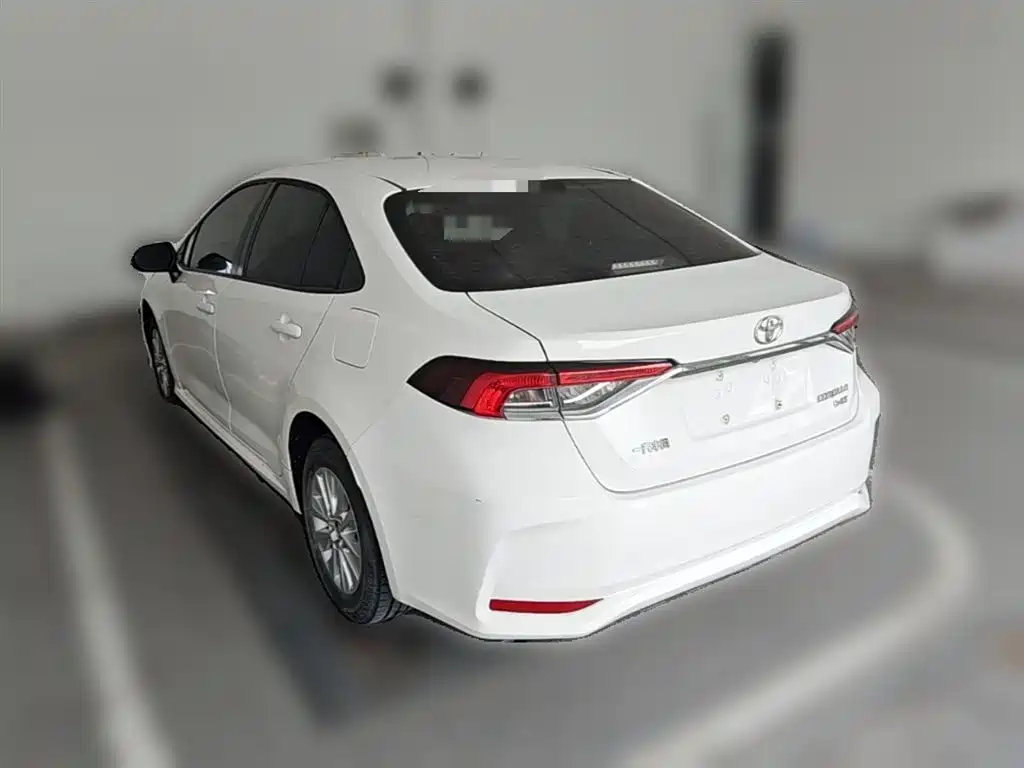 Toyota Corolla 2020 — фото 9