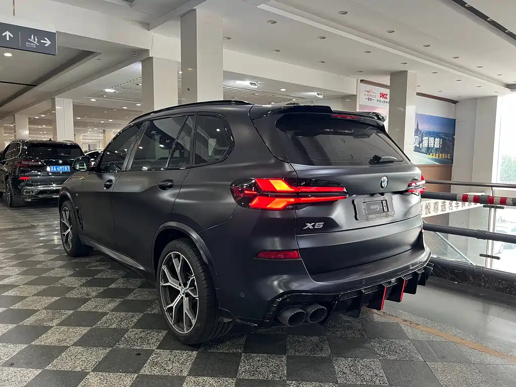 BMW X5 2024