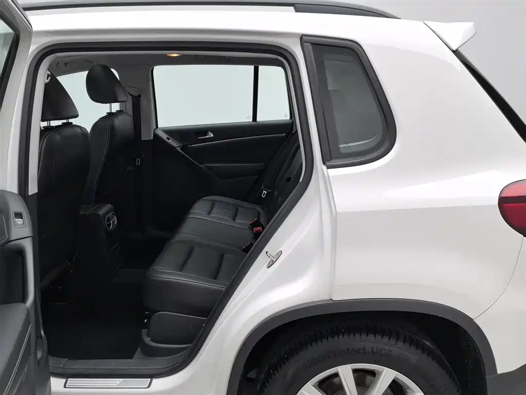 Volkswagen Tiguan 2019 — фото 15